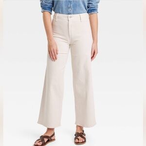 NWT Cream Wide-Leg Pants